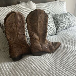Laredo Brown Western Decorative Boots